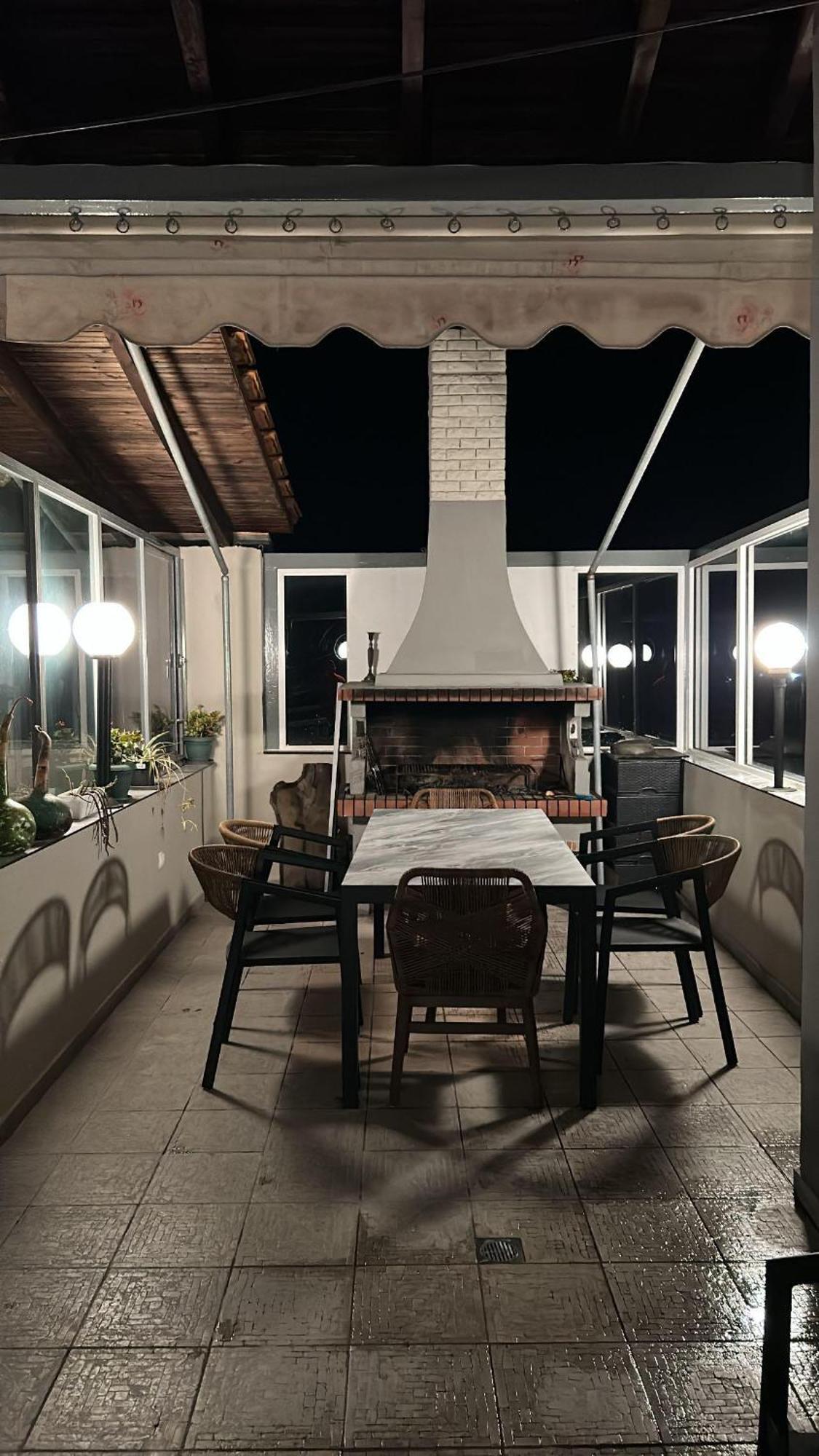 Marvic House Villa Exaplatanos Exterior photo