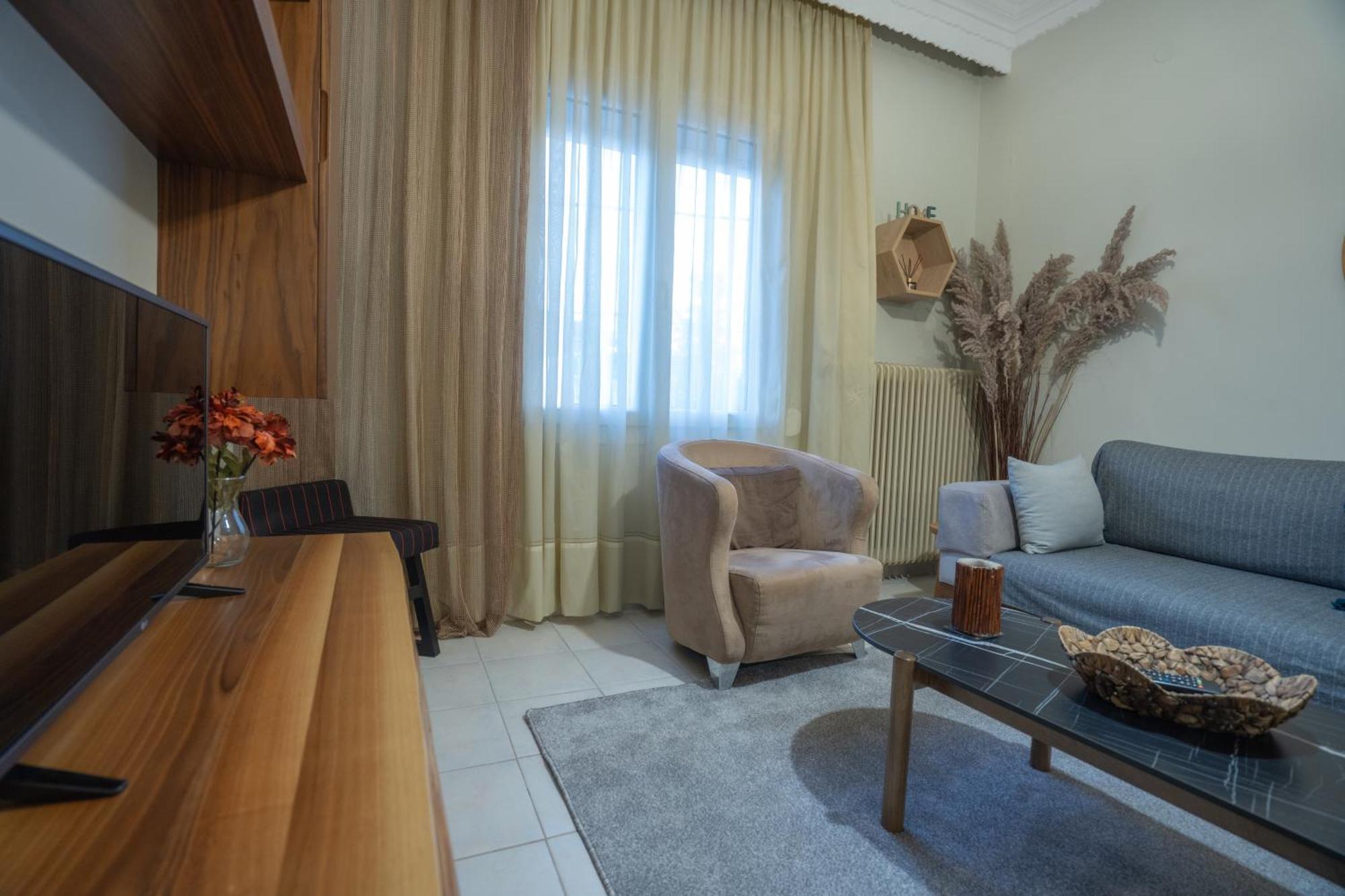 Marvic House Villa Exaplatanos Exterior photo